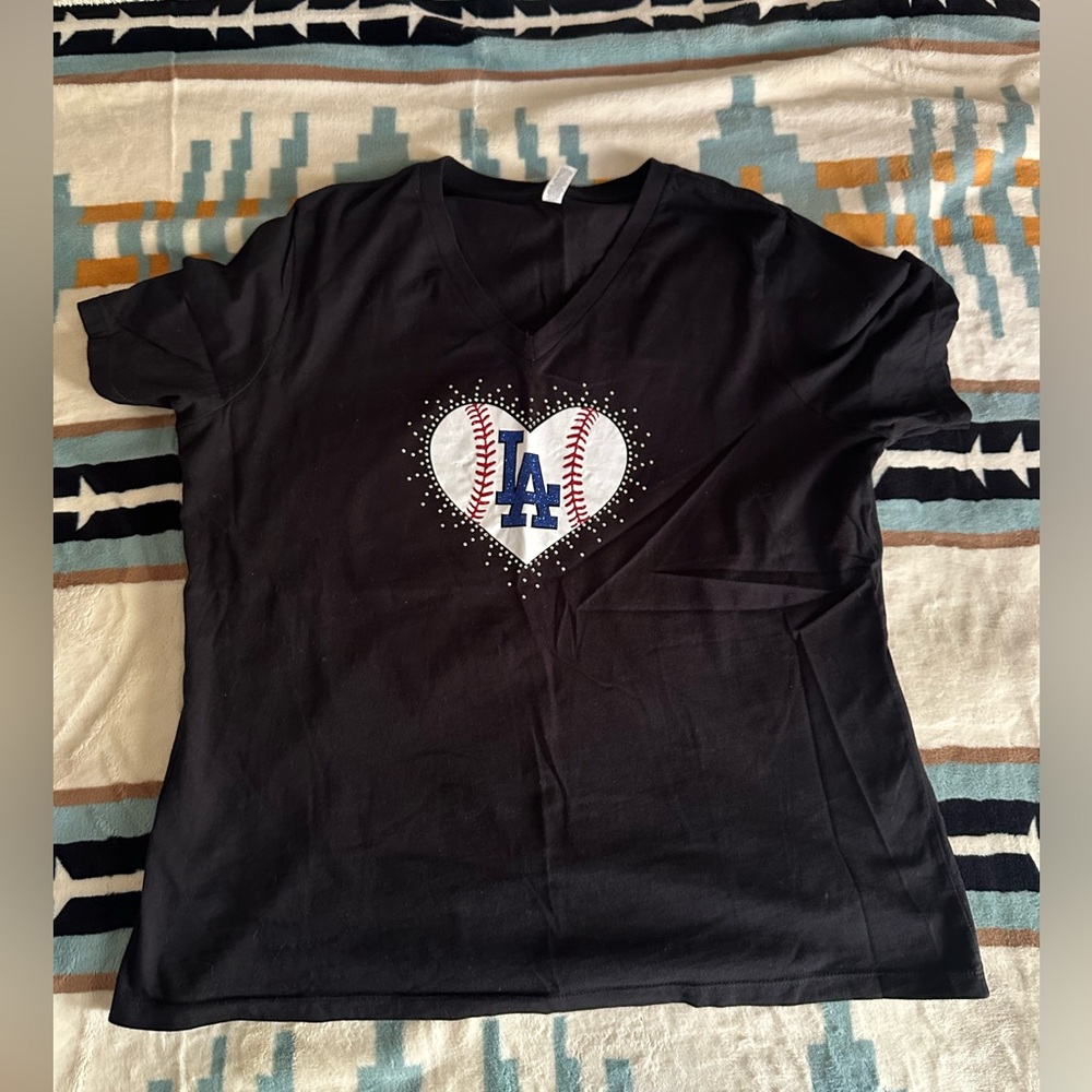 Bedazzled Black LA Dodgers v neck - Picture 2 of 4